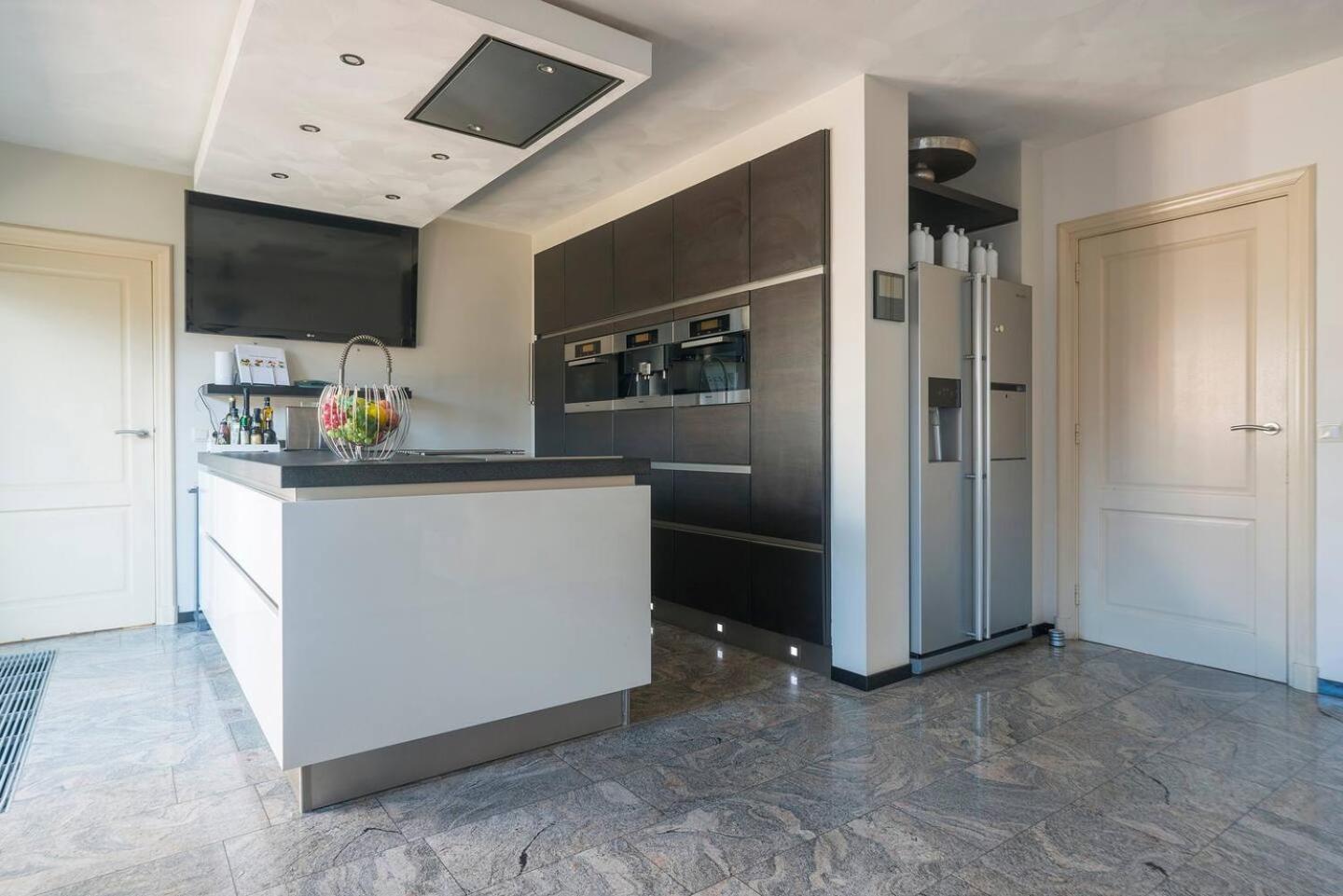 Xxl House With Free Parking & 3 Bedrooms Tilburg Eksteriør billede