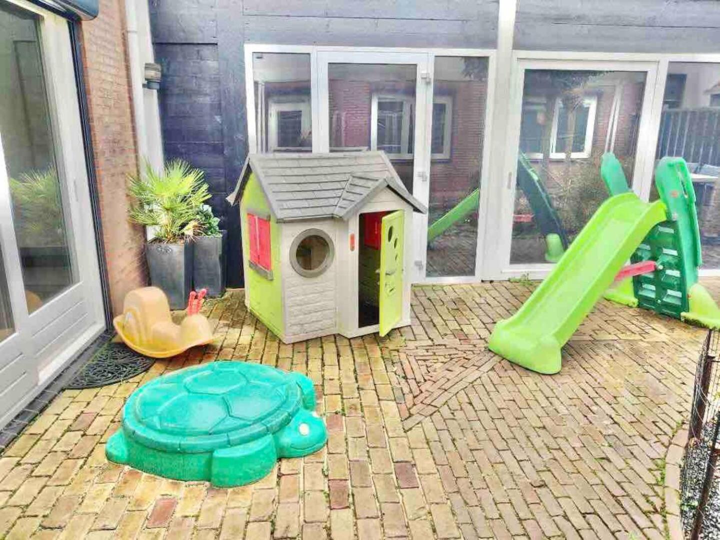 Xxl House With Free Parking & 3 Bedrooms Tilburg Eksteriør billede